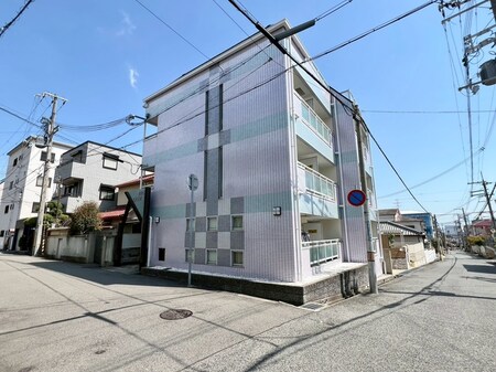 マンションくすのきの丘外観写真