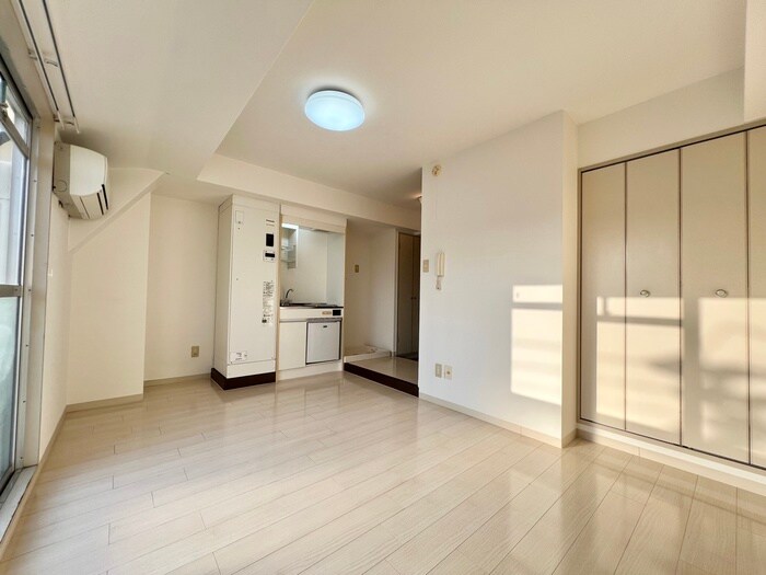 物件内観写真10　(居室)