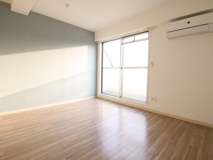 物件内観写真10　(居室)