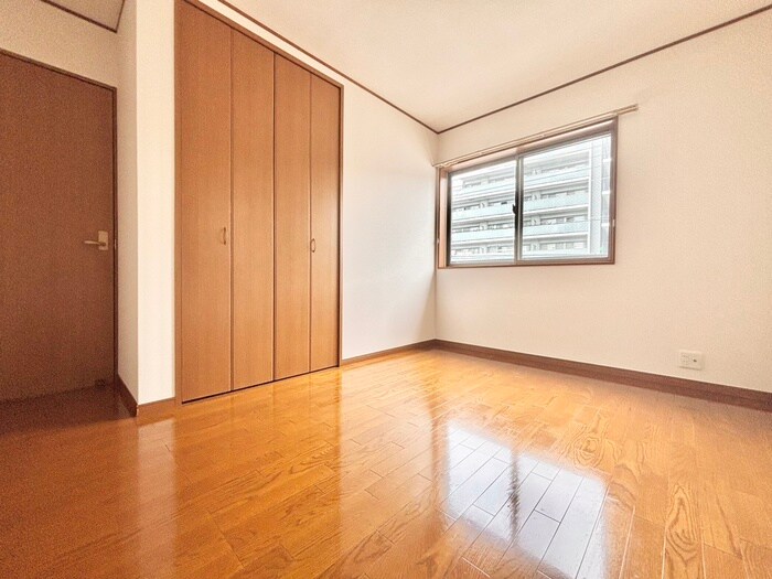 物件内観写真6　(居室)