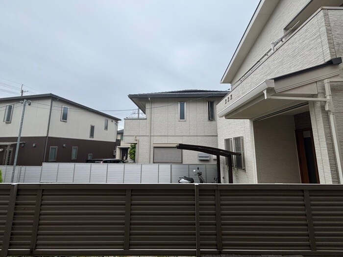 物件内観写真18　(室内からの展望)