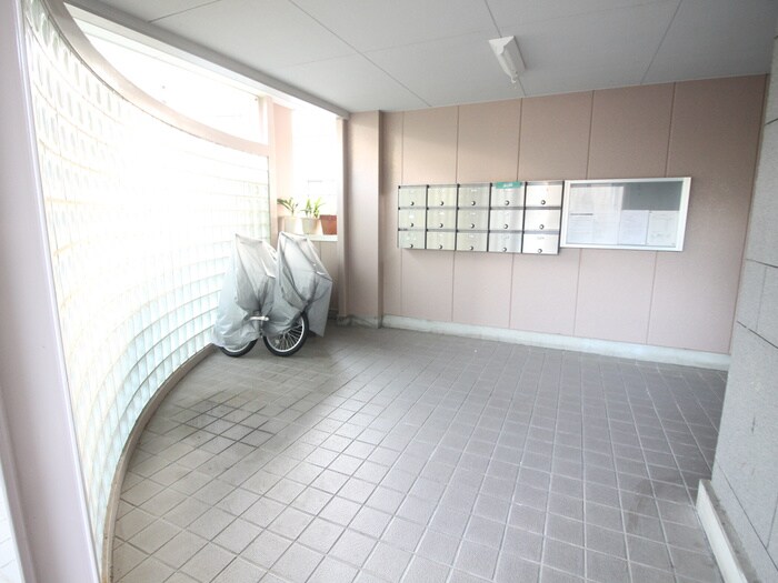 物件外観写真6　(建物設備)