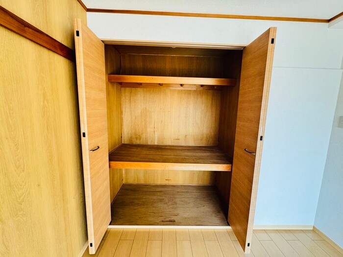 物件内観写真13　(収納)