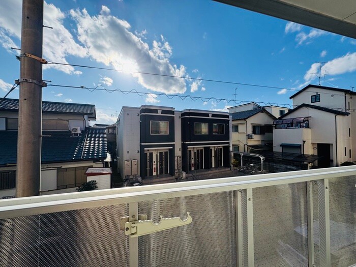 物件内観写真15　(室内からの展望)