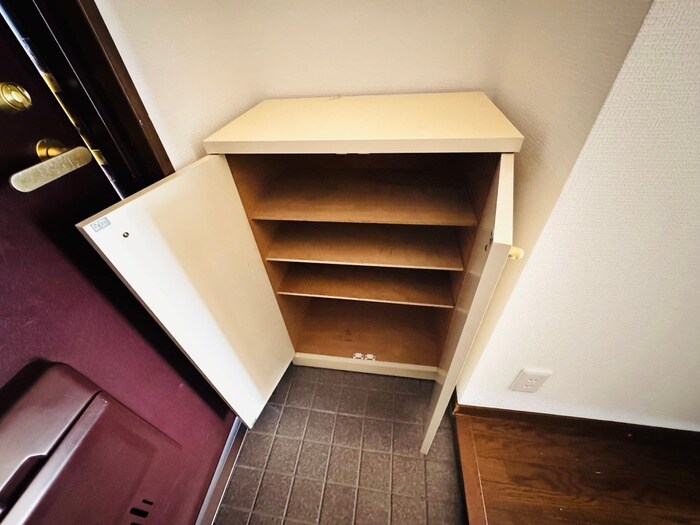 物件内観写真16　(靴箱)