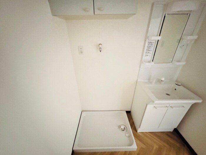 物件内観写真18　(洗濯機置場)