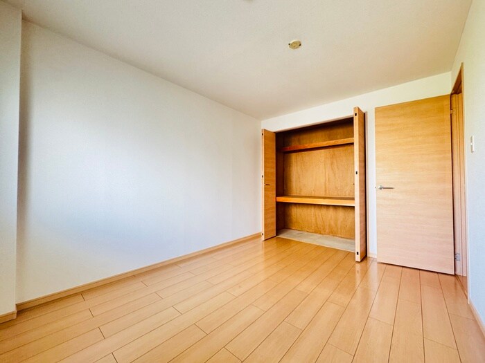 物件内観写真21　(居室)