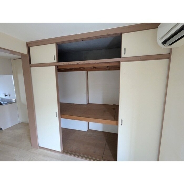 物件内観写真9　(収納)