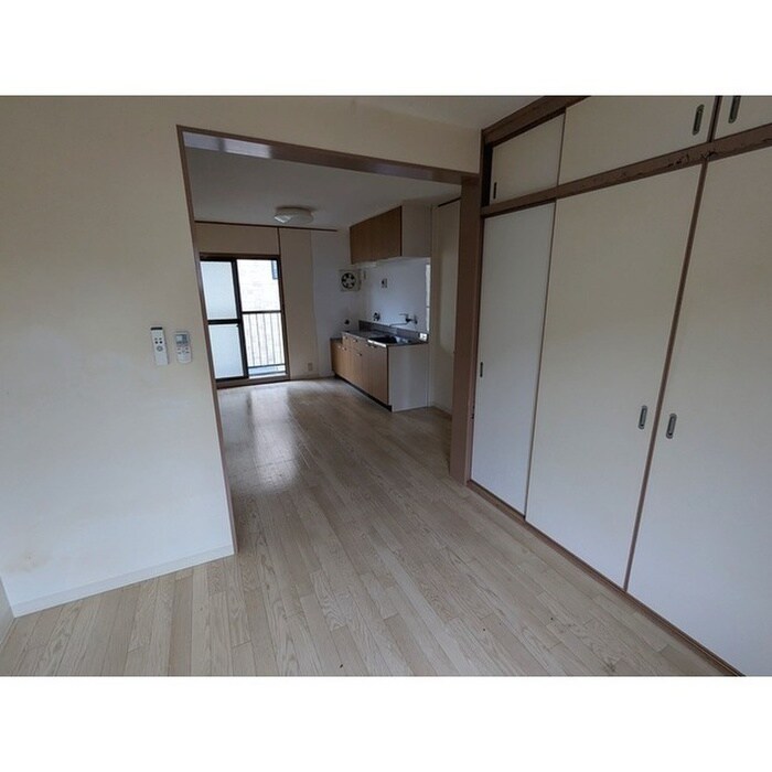 物件内観写真18　(居室)