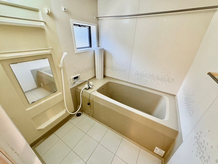 物件内観写真10　(バス／シャワールーム等)