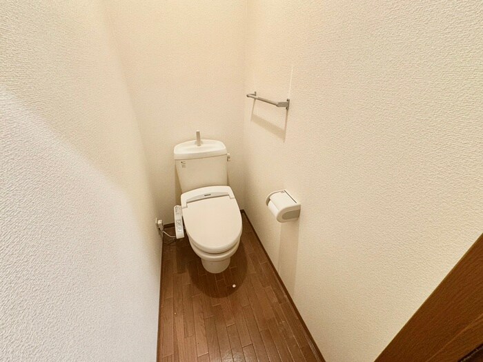 物件内観写真11　(トイレ)