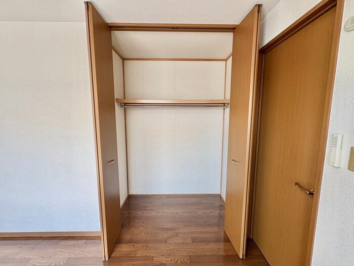 物件内観写真13　(収納)