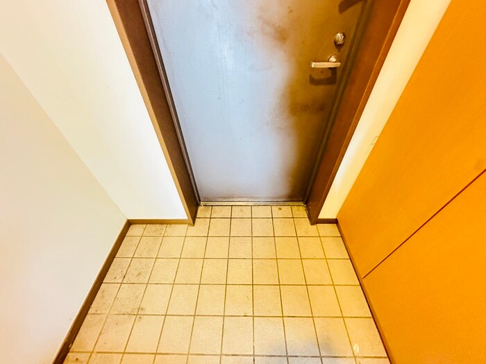 物件内観写真21　(玄関)