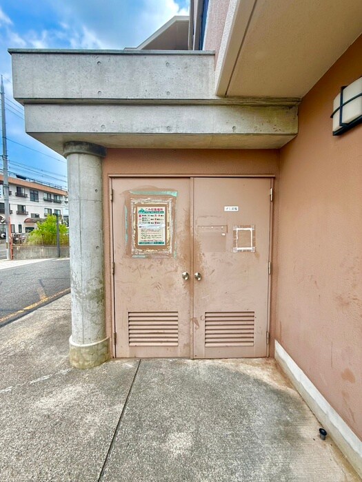 物件外観写真6　(建物設備)