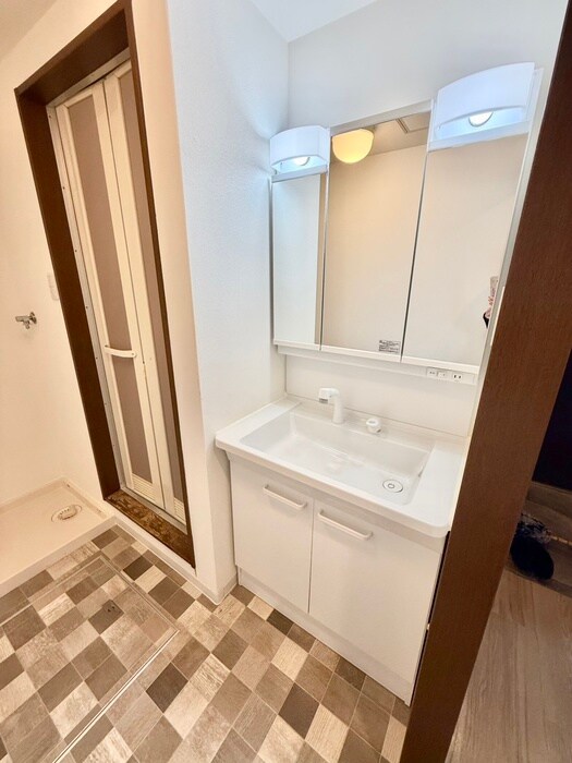 物件内観写真16　(洗面)