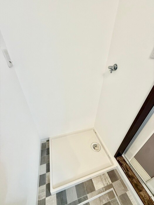 物件内観写真17　(洗濯機置場)