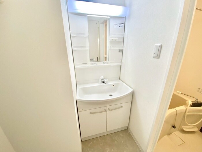 物件内観写真13　(洗面)