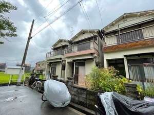 奥野善夫借家14号外観写真