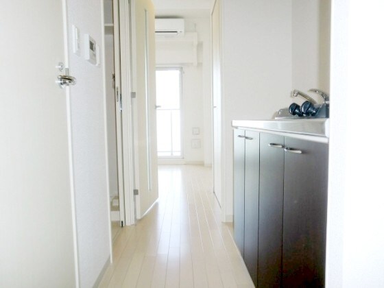 物件内観写真8　(廊下)