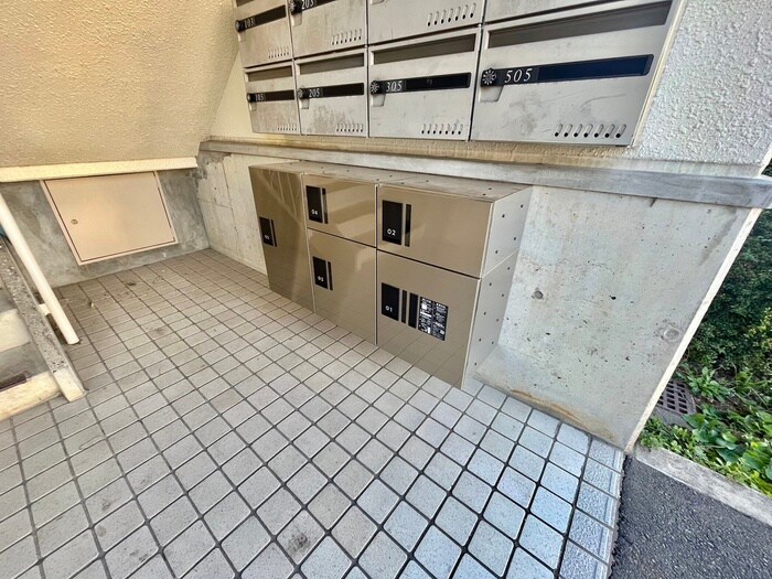 物件外観写真4　(建物設備)