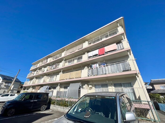 物件外観写真5　(エントランス部分)