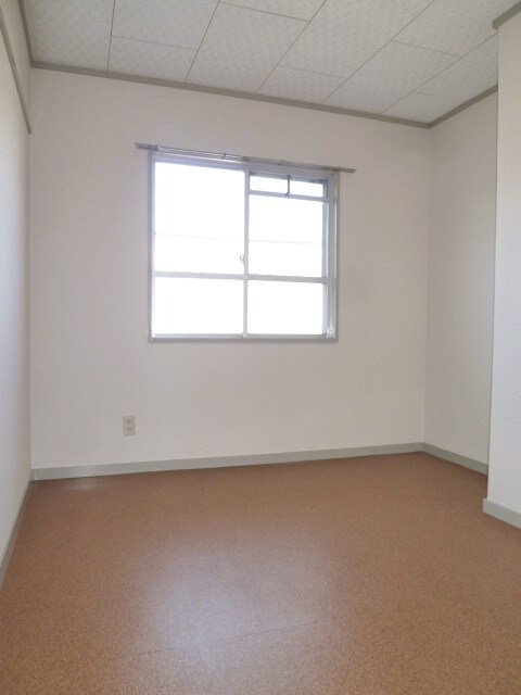 物件内観写真16　(居室)