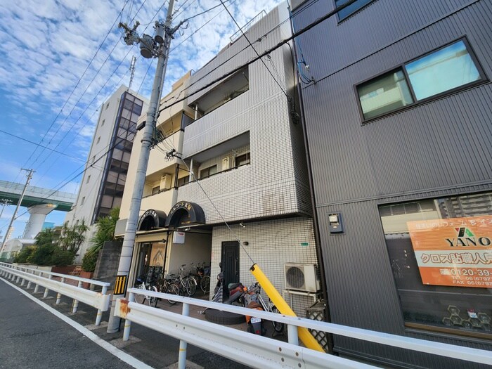 物件外観写真6　(建物設備)