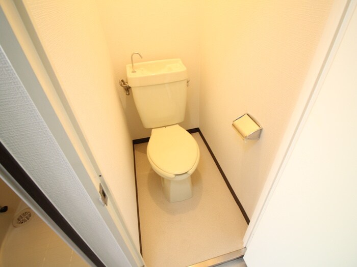 物件内観写真10　(トイレ)