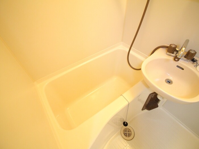 物件内観写真12　(バス／シャワールーム等)