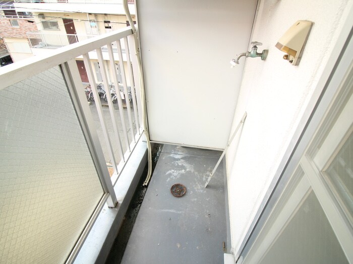 物件内観写真20　(洗濯機置場)