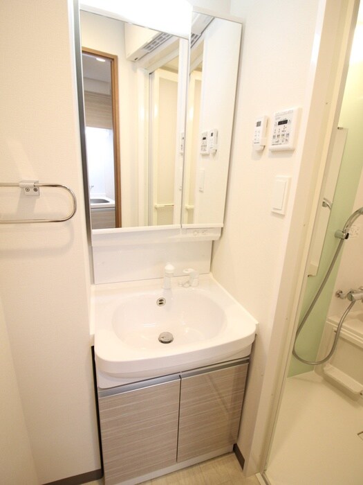 物件内観写真11　(洗面)