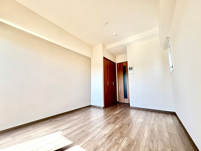 物件内観写真13　(居室)