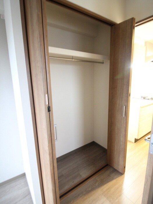 物件内観写真15　(収納)