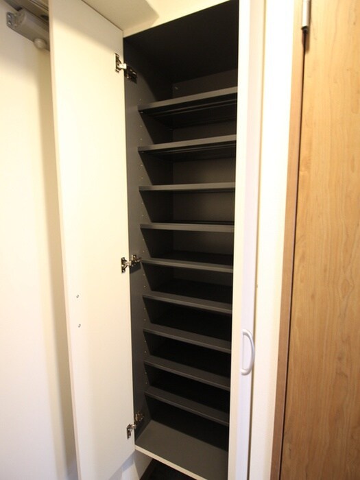 物件内観写真19　(靴箱)