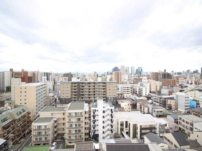 物件内観写真19　(室内からの展望)