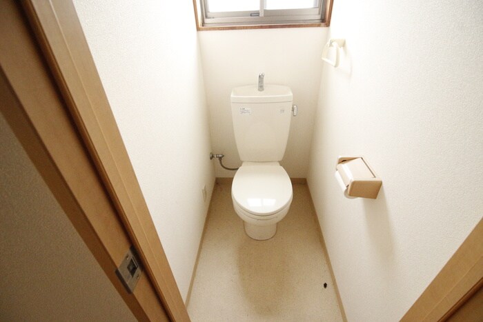 物件内観写真13　(トイレ)