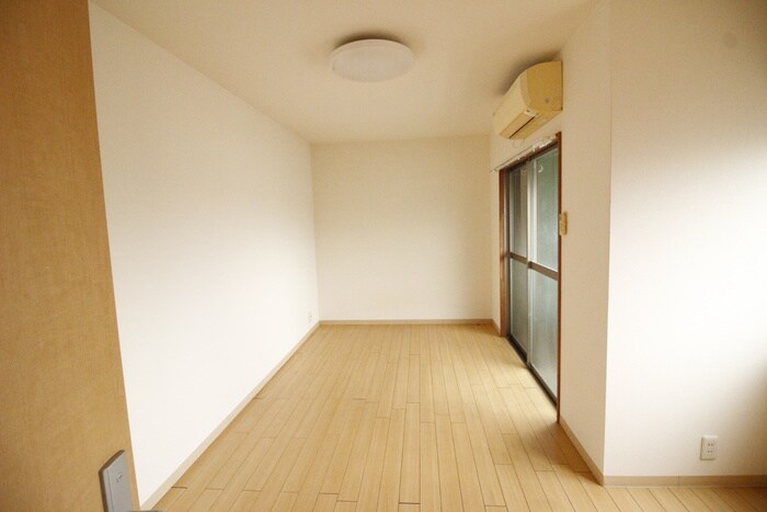 物件内観写真17　(居室)