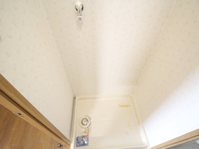 物件内観写真9　(洗濯機置場)