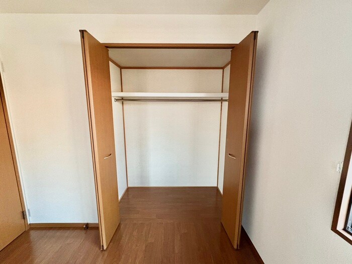 物件内観写真13　(収納)