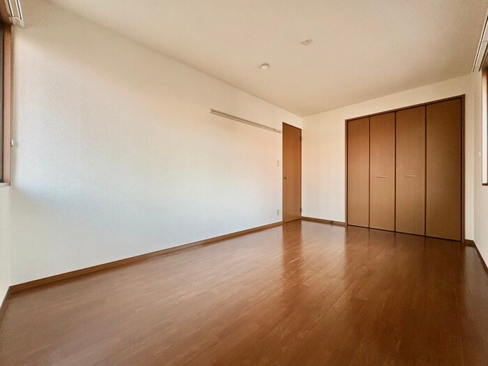 物件内観写真18　(居室)