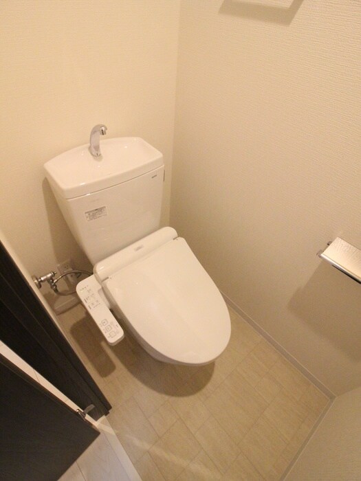 物件内観写真9　(トイレ)