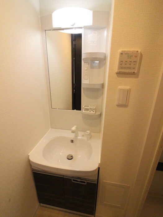 物件内観写真10　(洗面)