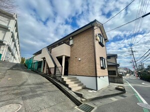 メゾン岩佐外観写真