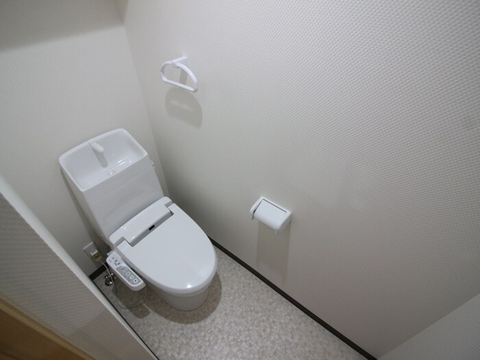 物件内観写真15　(トイレ)