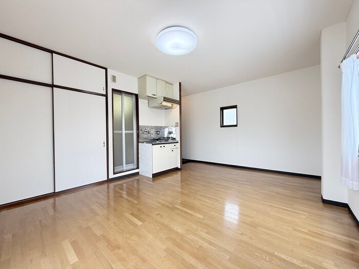 物件内観写真10　(居室)