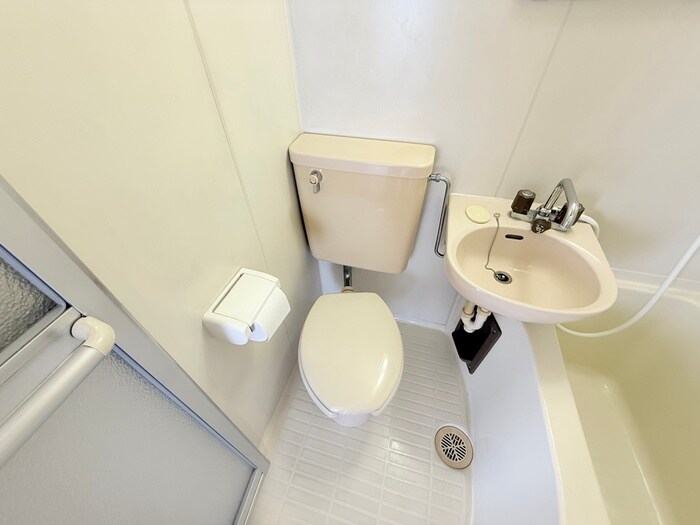 物件内観写真15　(トイレ)