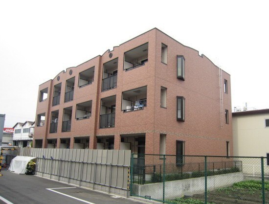 物件外観写真1　(外観写真)