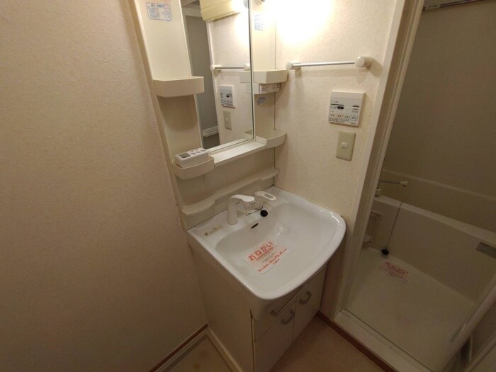 物件内観写真12　(洗面)