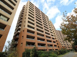 ﾌｫﾚｽﾄｼﾃｨ千里丘Ａ棟(903)外観写真