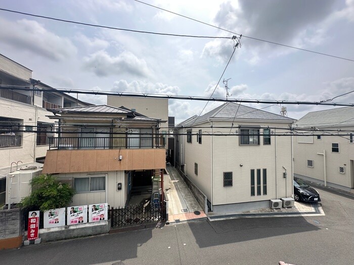 物件内観写真16　(室内からの展望)